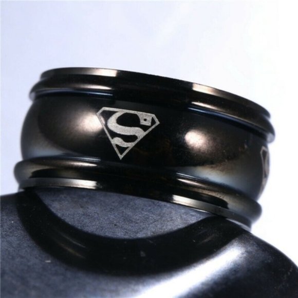 Black Super Hero Stainless Steel 10mm Ring Unisex - Picture 2 of 3
